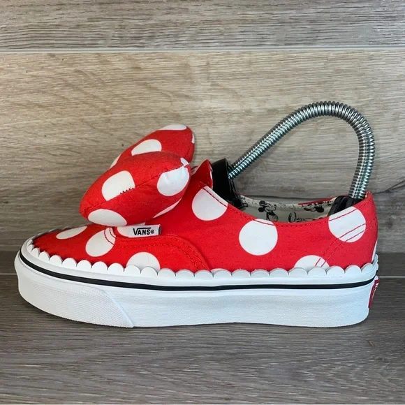 RARE Woman’s VANS Authentic Gore x Disney Minnie's Bow 2018 Size 5 - Picture 6 of 11